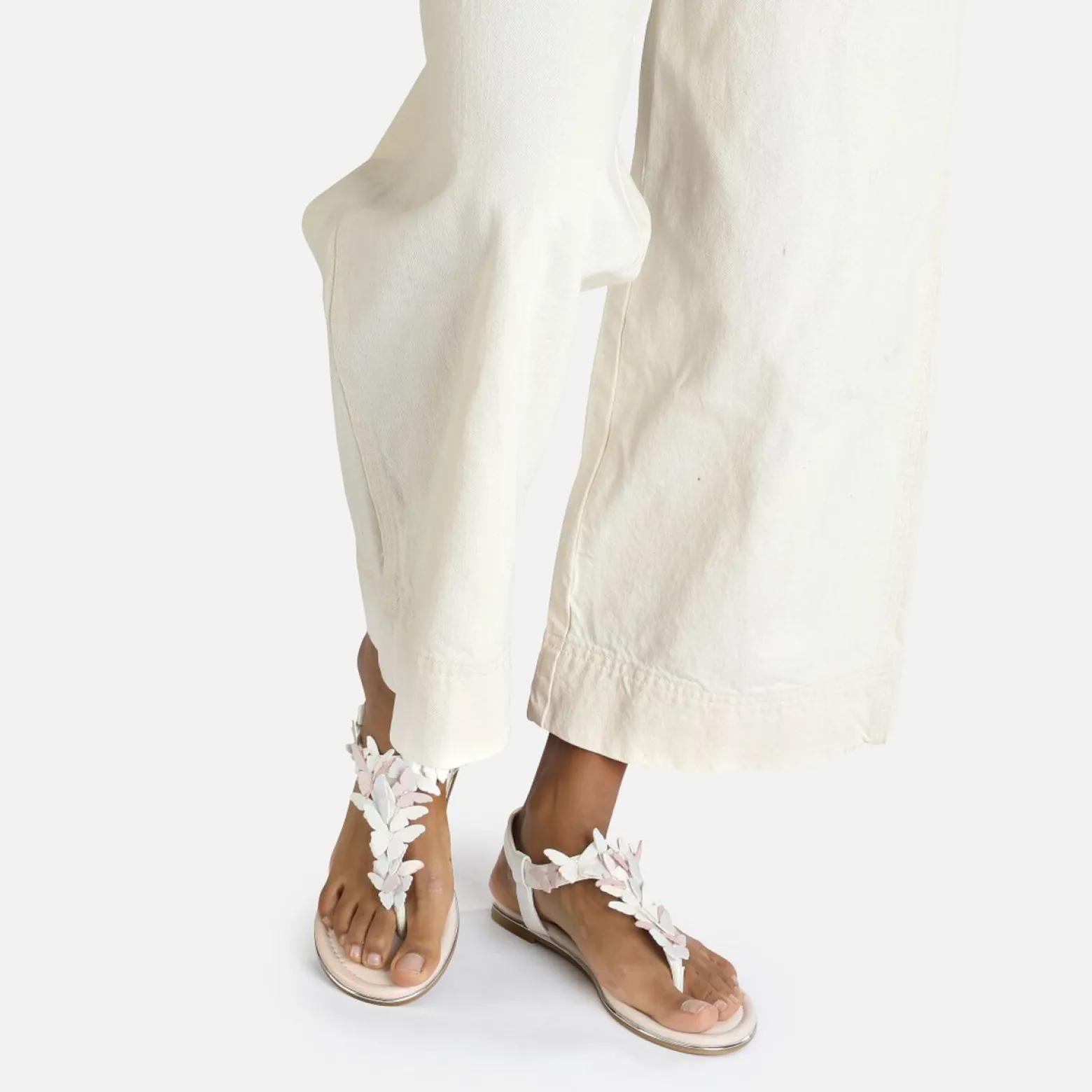 capri_butterfly_sandal_vegan_1.webp Women BUFFALO Bridal Shoes^Capri Butterfly Sandal Vegan