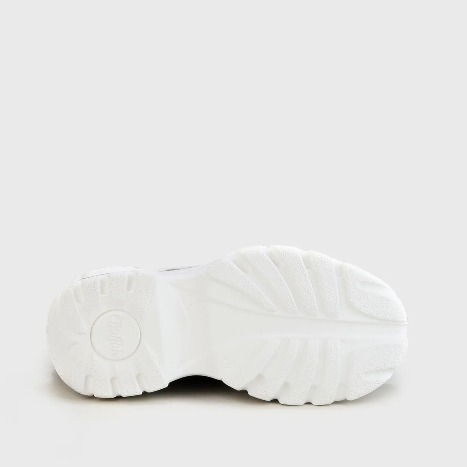 classic_high_patent_4.webp Women BUFFALO Classics^Classic High Patent