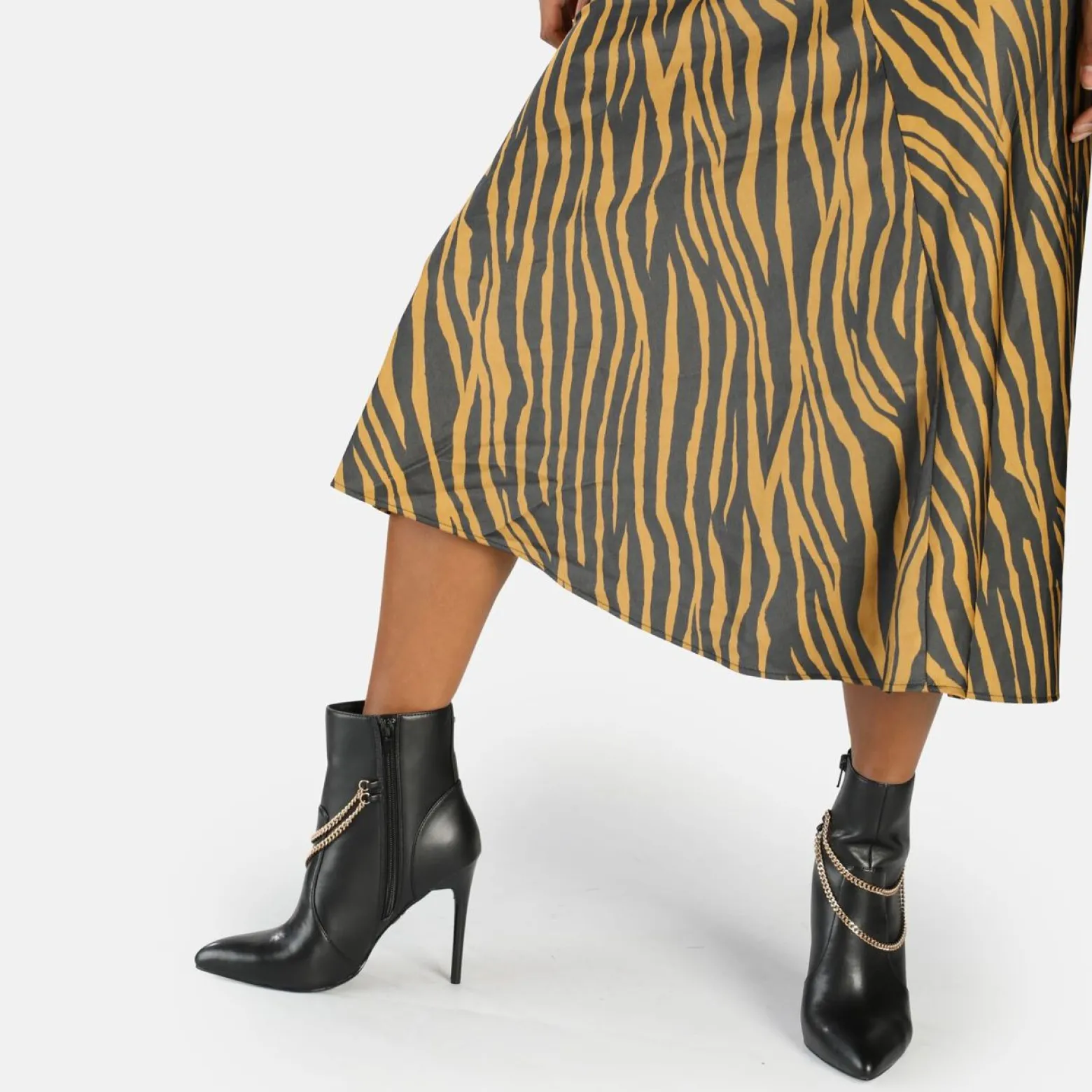juliet_chain_ankleboot_ankle_boot_vegan_1.webp Women BUFFALO Ankle Boots^Juliet Chain Ankleboot Ankle Boot Vegan