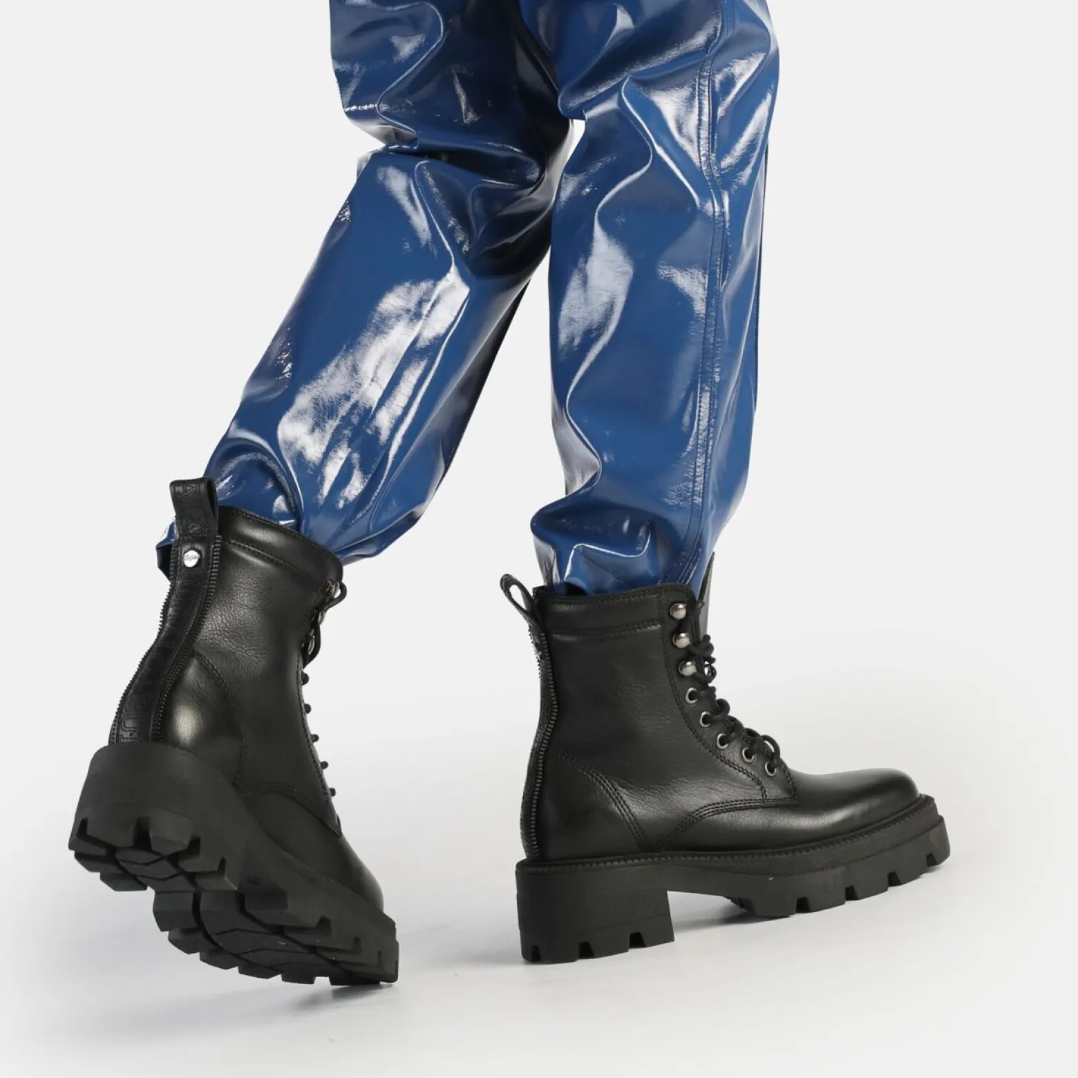 square_laceup_mid_ankle_boot_1.webp Women BUFFALO Ankle Boots^Square Laceup Mid Ankle Boot